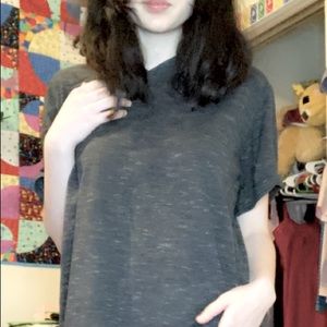 Plain gray tshirt